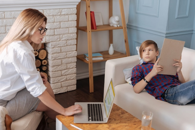 Çocukla Cinsellik Konusunda Konuşmak