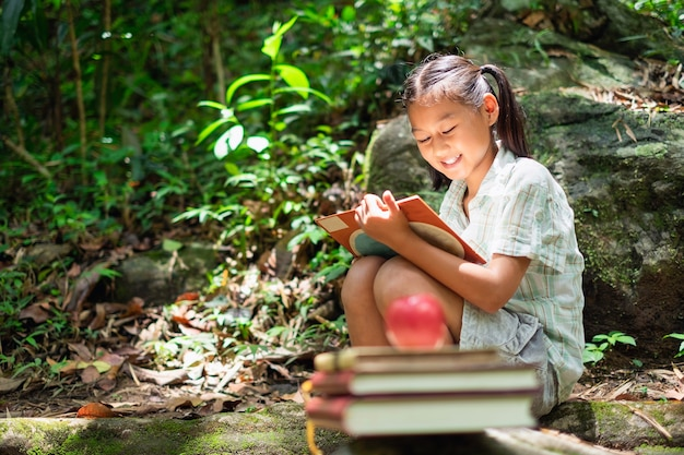 Where the Wild Things Are kitabı incelemesi, çocuklar için uygun mu?