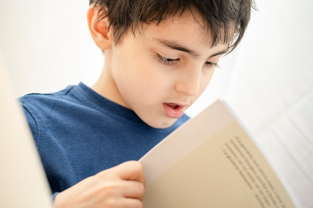 Diary of a Wimpy Kid kitabı incelemesi, çocuklar için uygun mu?